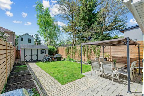 Photo 23 at 65 Wallington Avenue, Lumsden, Toronto