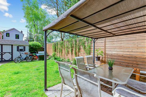 Photo 26 at 65 Wallington Avenue, Lumsden, Toronto