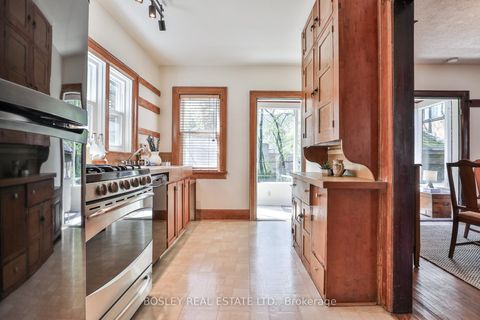 Photo 9 at 329 Millwood Road, Mount Pleasant East, Toronto