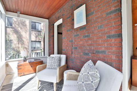 Photo 13 at 329 Millwood Road, Mount Pleasant East, Toronto