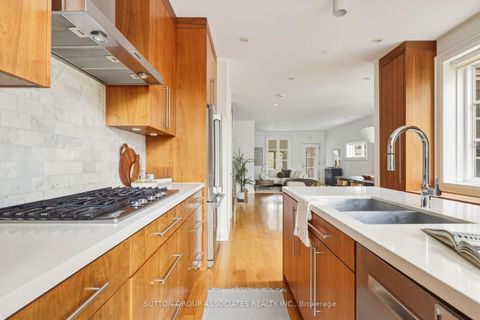 Photo 14 at 204 Beatrice Street, Little Italy, Toronto