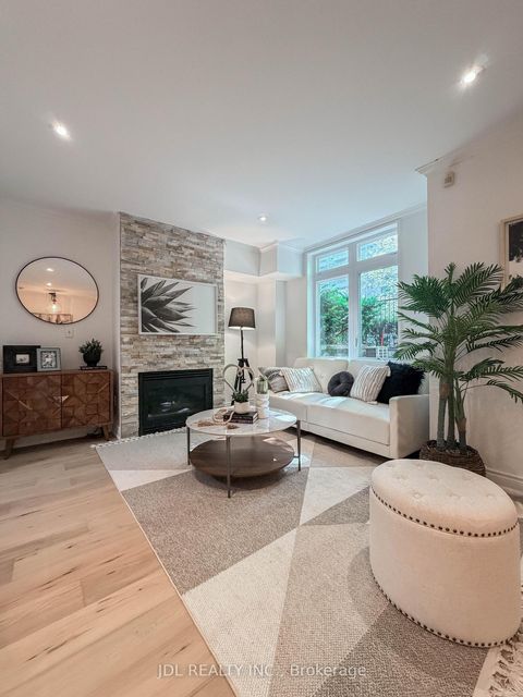 Photo 16 at 5 - 87 Lillian Street, Mount Pleasant West, Toronto