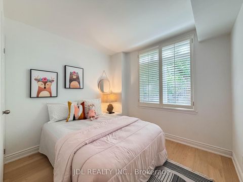 Photo 19 at 5 - 87 Lillian Street, Mount Pleasant West, Toronto