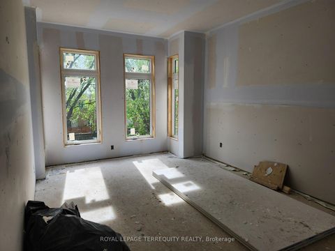 Photo 3 at 3370 Brimley Road, Milliken, Toronto