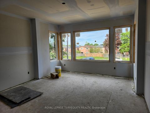 Photo 4 at 3370 Brimley Road, Milliken, Toronto