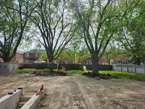 Photo 8 at 3370 Brimley Road, Milliken, Toronto