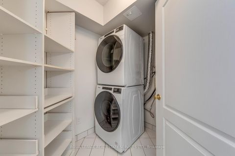Photo 31 at 403 - 1 Ripley Avenue, Swansea, Toronto