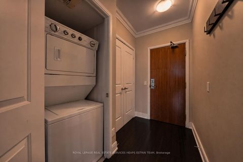 Photo 15 at 2005 - 88 Broadway Avenue, Mount Pleasant West, Toronto