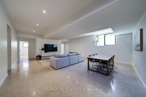Photo 32 at 18 Raintree Court, Rural Clearview, Clearview