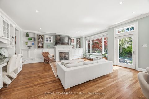 Photo 5 at 107 Esgore Drive, Nortown, Toronto