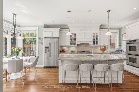 Photo 8 at 107 Esgore Drive, Nortown, Toronto