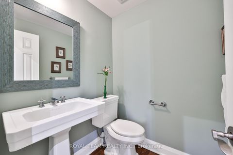 Photo 10 at 107 Esgore Drive, Nortown, Toronto