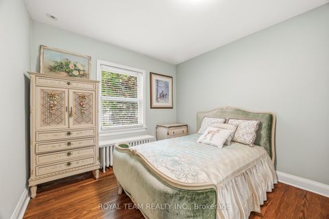 Photo 17 at 107 Esgore Drive, Nortown, Toronto