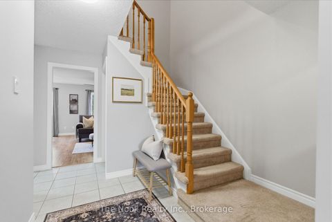 Photo 4 at 15 Chance Court, Bowmanville, Clarington