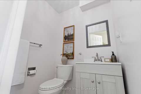 Photo 5 at 15 Chance Court, Bowmanville, Clarington