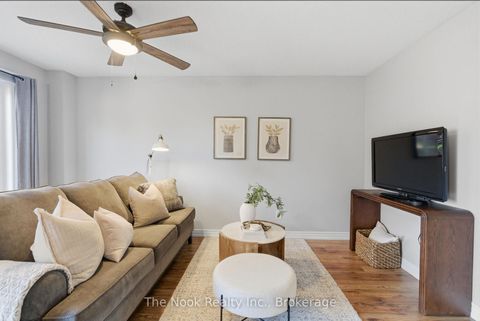 Photo 9 at 15 Chance Court, Bowmanville, Clarington