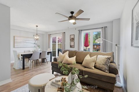 Photo 11 at 15 Chance Court, Bowmanville, Clarington