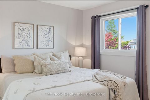 Photo 16 at 15 Chance Court, Bowmanville, Clarington