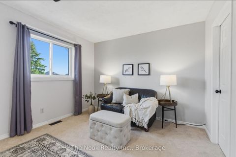 Photo 18 at 15 Chance Court, Bowmanville, Clarington