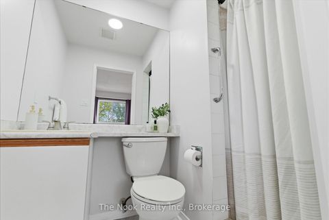Photo 19 at 15 Chance Court, Bowmanville, Clarington