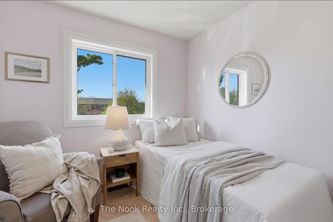 Photo 21 at 15 Chance Court, Bowmanville, Clarington