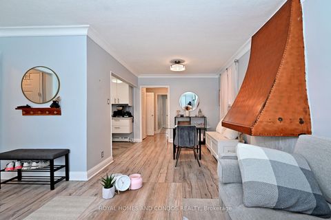 Photo 10 at 13 Forty First Street, Long Branch, Toronto
