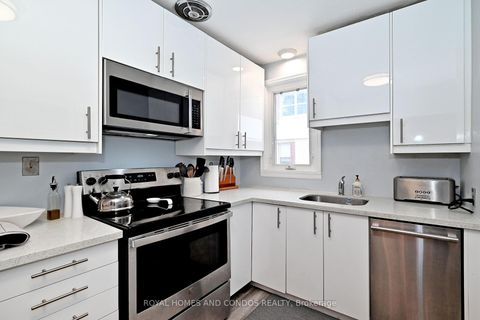 Photo 18 at 13 Forty First Street, Long Branch, Toronto