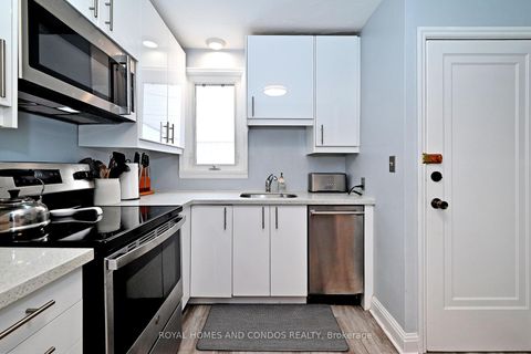 Photo 19 at 13 Forty First Street, Long Branch, Toronto