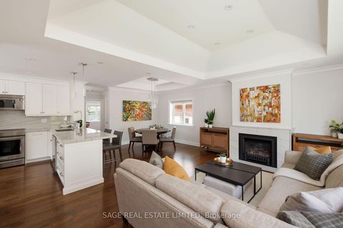 Photo 3 at 102 Humbervale Boulevard, Queensway, Toronto