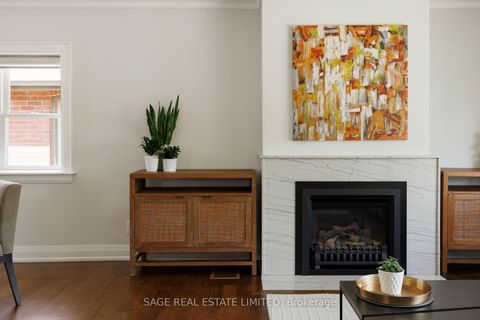 Photo 4 at 102 Humbervale Boulevard, Queensway, Toronto