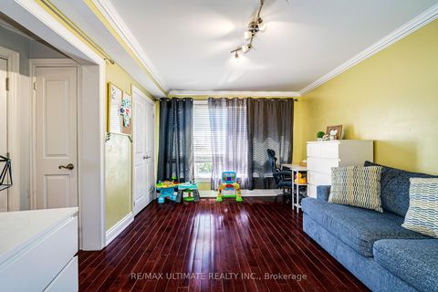 Photo 4 at 2 George Anderson Court, Amesbury, Toronto