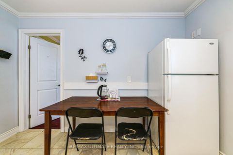 Photo 8 at 2 George Anderson Court, Amesbury, Toronto