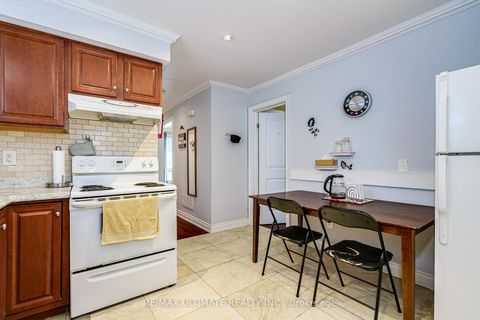 Photo 12 at 2 George Anderson Court, Amesbury, Toronto