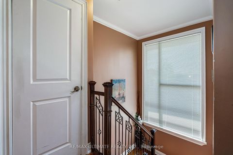 Photo 14 at 2 George Anderson Court, Amesbury, Toronto