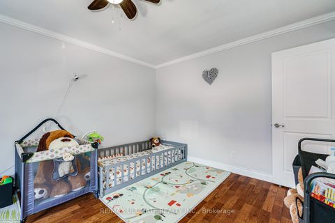 Photo 17 at 2 George Anderson Court, Amesbury, Toronto