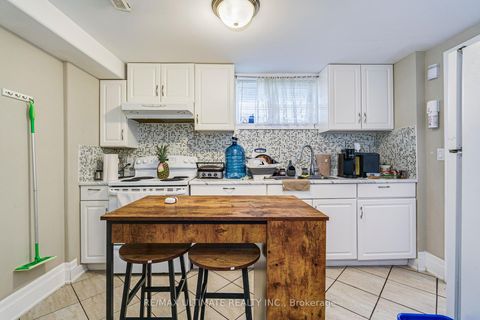 Photo 30 at 2 George Anderson Court, Amesbury, Toronto