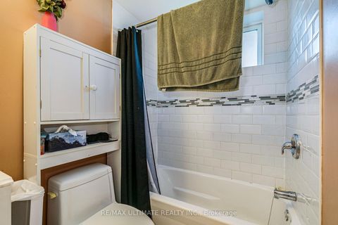 Photo 37 at 2 George Anderson Court, Amesbury, Toronto