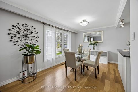 Photo 8 at 867 Scarborough Golf Clu Road, Morningside, Toronto