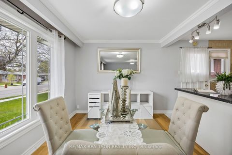Photo 9 at 867 Scarborough Golf Clu Road, Morningside, Toronto