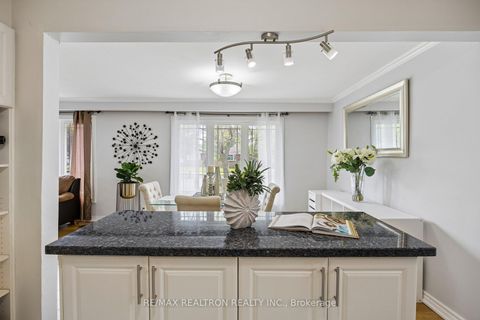 Photo 12 at 867 Scarborough Golf Clu Road, Morningside, Toronto