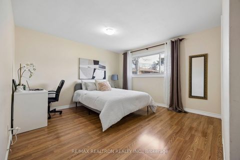 Photo 17 at 867 Scarborough Golf Clu Road, Morningside, Toronto