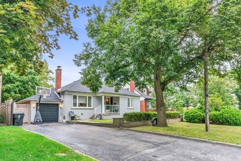Photo 1 at 115 Ashbourne Drive, City Centre West, Toronto
