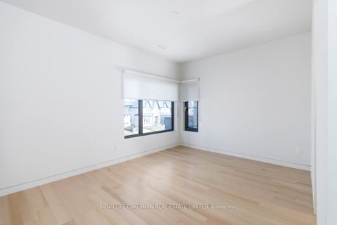 Photo 27 at 21 Farrell Avenue, Willowdale West, Toronto