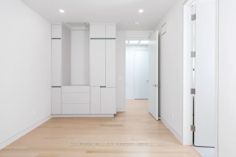 Photo 31 at 21 Farrell Avenue, Willowdale West, Toronto