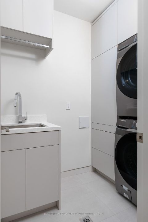 Photo 36 at 21 Farrell Avenue, Willowdale West, Toronto