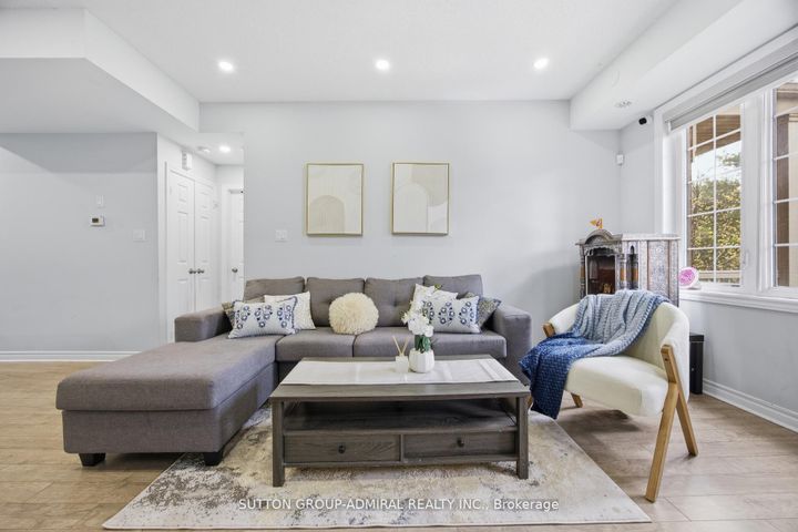 Photo 2 at 56 - 180 Howden Boulevard, Westgate, Brampton