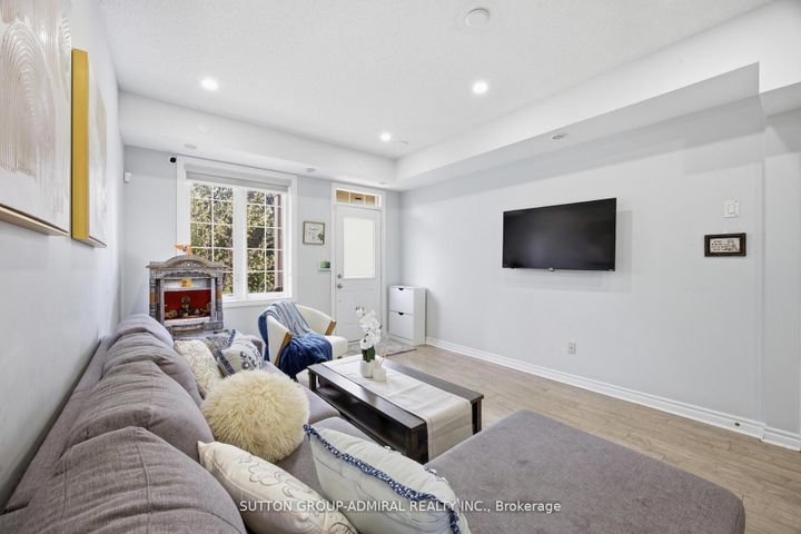 Photo 3 at 56 - 180 Howden Boulevard, Westgate, Brampton