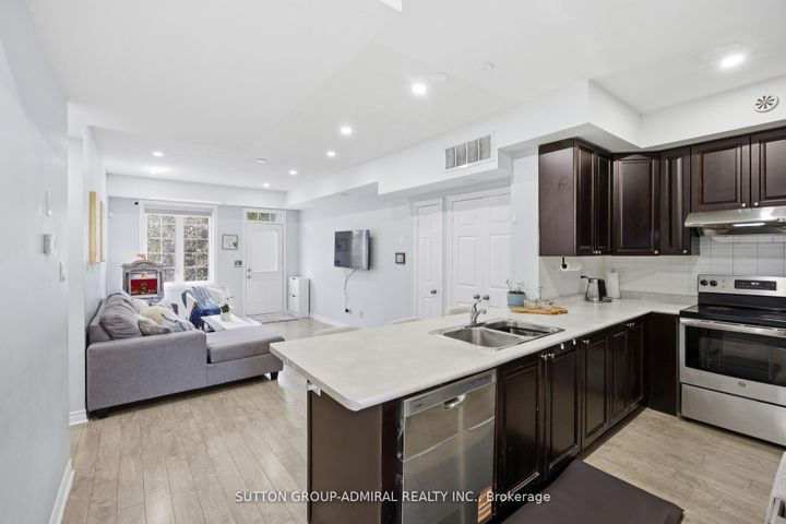 Photo 9 at 56 - 180 Howden Boulevard, Westgate, Brampton