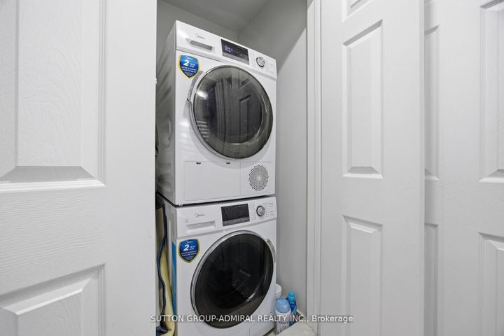 Photo 12 at 56 - 180 Howden Boulevard, Westgate, Brampton