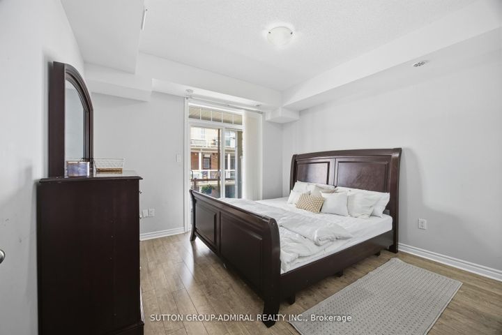 Photo 14 at 56 - 180 Howden Boulevard, Westgate, Brampton